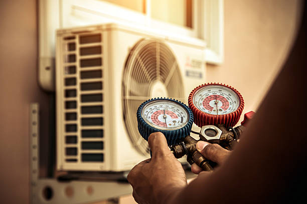 Professional Hvac technician working in Williamsburg, PA